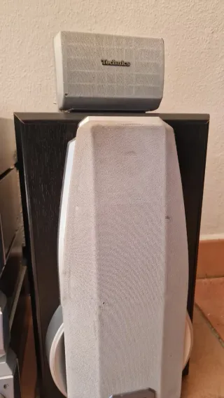 Cadena VINTAGE Technics Plata y Negro