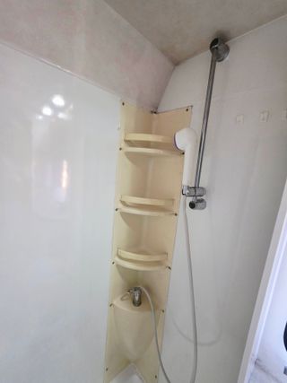 FORD - VILAMOBIL OLYMPIA 565 - Aire/Toldo/Placa