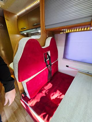 FORD - VILAMOBIL OLYMPIA 565 - Aire/Toldo/Placa