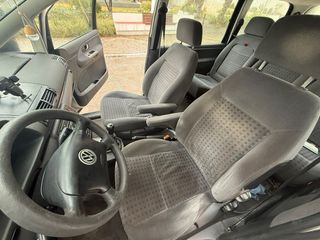 Volkswagen Sharan 2005 con 7 PLAZAS!!