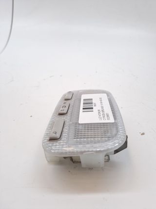 LUZ INTERIOR CITROEN BERLINGO 680357