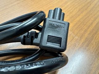 Cable alimentación en codo 10A 250V