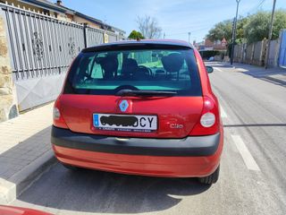 Renault Clio 2004