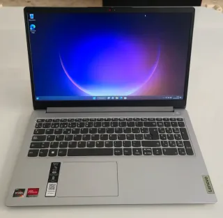 Lenovo IdeaPad 1 15ADA7 AMD 3250U 2.6ghz,8GB / 256