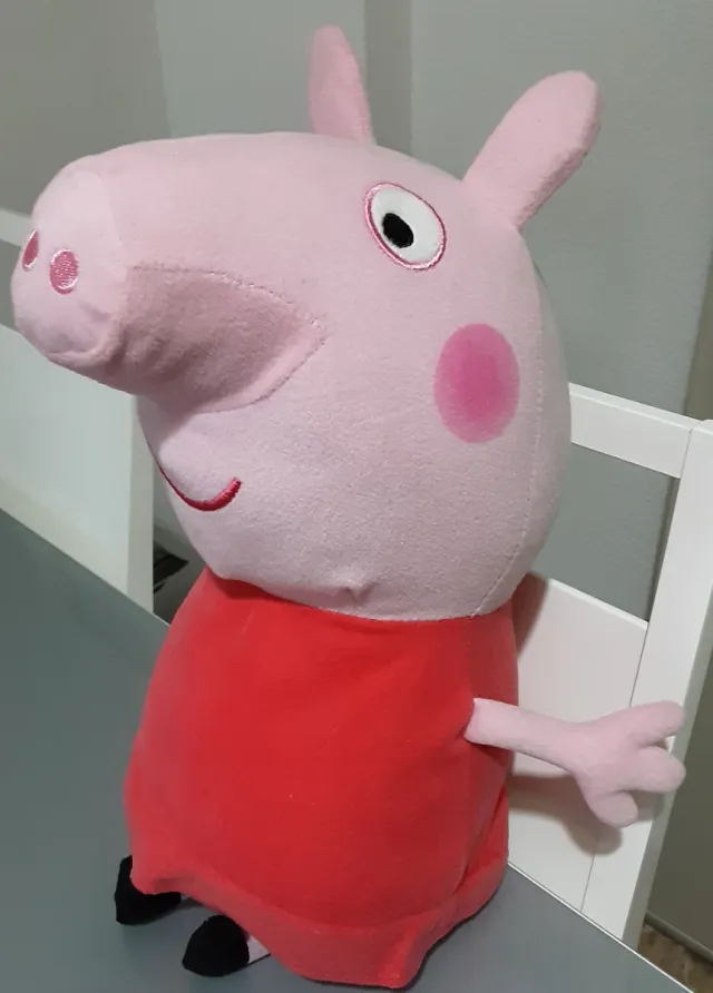 Peluche Peppa Pig grande 50 cm muy nuevo de adorno