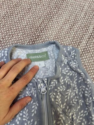 Saco dormir bebé estampado hojas