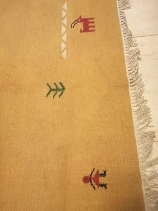 Alfombra étnica hecha a mano