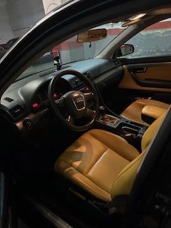 Audi A4 2005 interior de piel