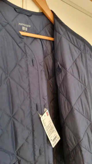 NUEVA Chaqueta Uniqlo acolchada azul Talla M MUJER