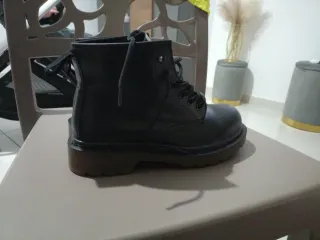 Stivaletti ragazza di colore nero n. 37