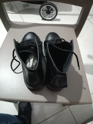 Stivaletti ragazza di colore nero n. 37