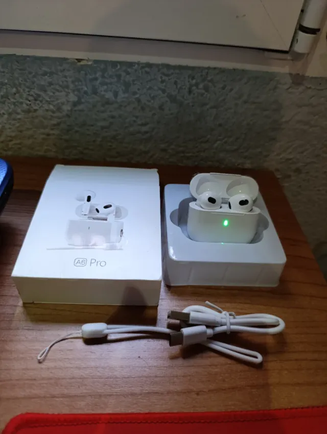 Cascos Inalámbricos A6 Pro Blancos