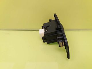 MANDO ELEVALUNAS TRASERO IZQUIERDO TOYOTA AVENSIS 291407
