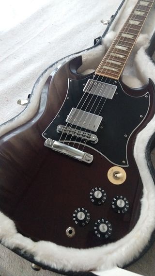 potes guitarra bruja control volumen y tono knobs