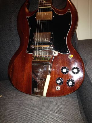 potes guitarra bruja control volumen y tono knobs