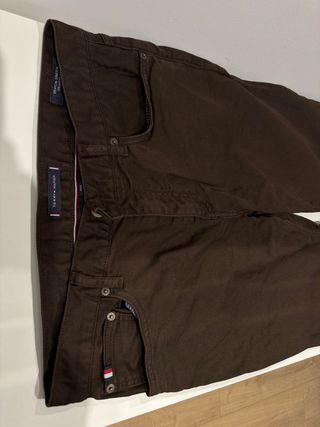 Pantalón Tommy Hilfiger Marrón Talla L