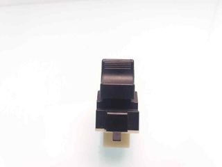 MANDO ELEVALUNAS TRASERO DERECHO TOYOTA AVENSIS 170810