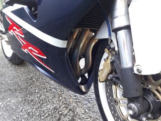 Honda cbr 954 rr fireblade