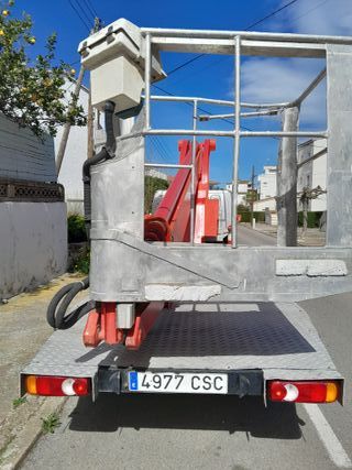 Nissan Cabstar 2003