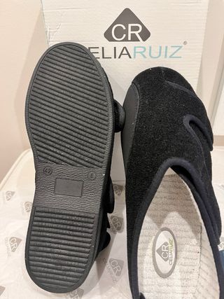 Zapatillas Celia Ruiz T42 Negras Velcro Unisex