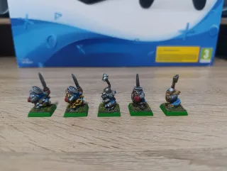 Warhammer Enanos barbaslargas pintados