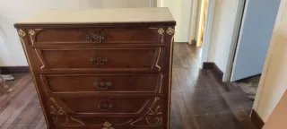 Cómoda antigua madera y mármol