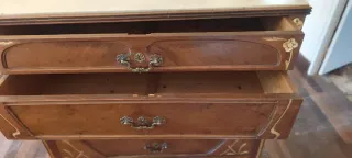 Cómoda antigua madera y mármol