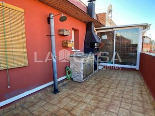 Piso en venta en Fondo en Santa Coloma de Gramanet