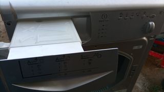 Secadora de condensación Indesit ISL70C