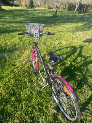 Bicicleta infantil B'Twin Rosa y Negra