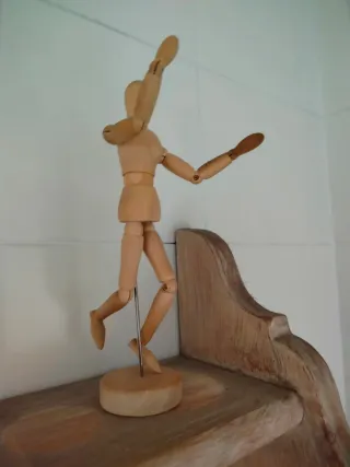 Maniquí madera - dibujo