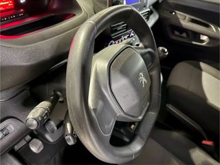 Peugeot Partner LONG 1000kg Unico dueño Bola remol