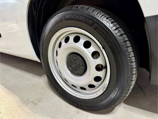 Peugeot Partner LONG 1000kg Unico dueño Bola remol