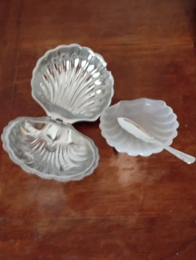 Mantequillera inglesa