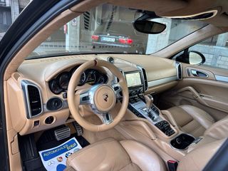 Porsche Cayenne Turbo 4.8 V8 500cv