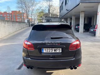 Porsche Cayenne Turbo 4.8 V8 500cv