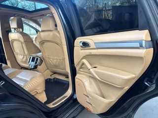 Porsche Cayenne Turbo 4.8 V8 500cv