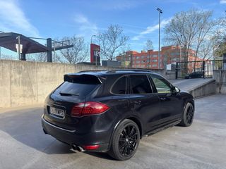 Porsche Cayenne Turbo 4.8 V8 500cv
