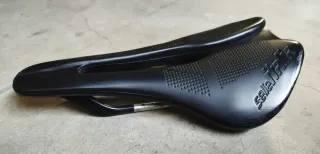 Sillín MTB Selle Italia 145mm Negro
