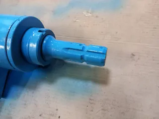 Fuso para astillar leña azul