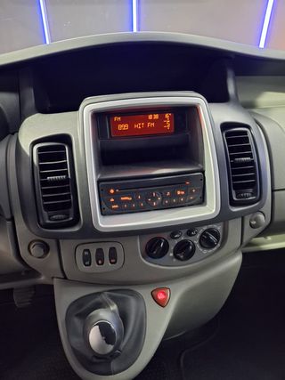 OPEL Vivaro 2.0 CDTI 114 CV EU4 L2 2.9t Combi6