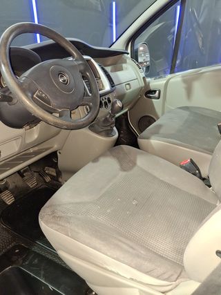 OPEL Vivaro 2.0 CDTI 114 CV EU4 L2 2.9t Combi6