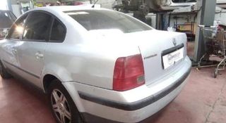 Volkswagen 038129713ab colector passat 1.9 96466