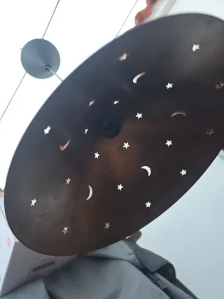 Lámpara colgante metal estrellas y lunas