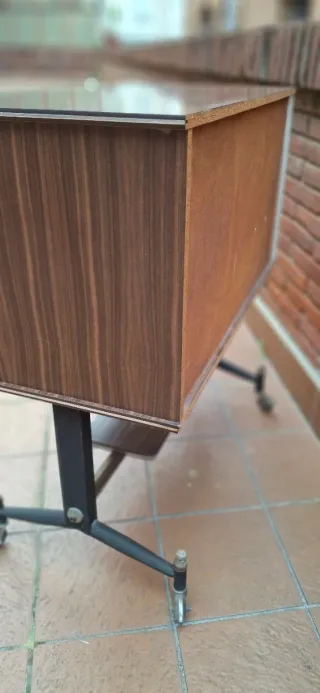 Mueble Comodo Madera y Metal