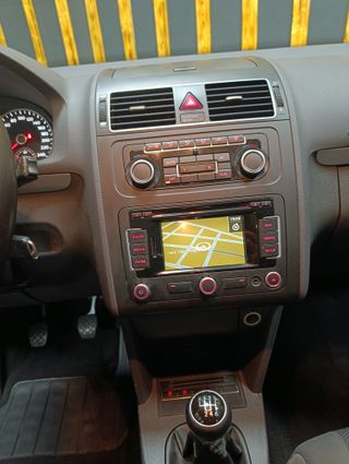 Volkswagen Touran 2011