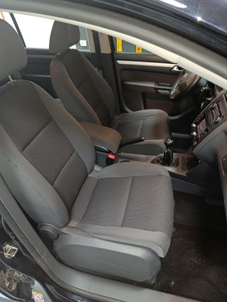 Volkswagen Touran 2011