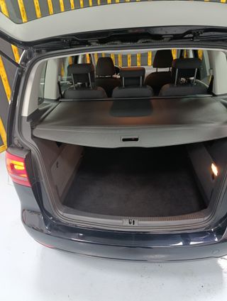 Volkswagen Touran 2011