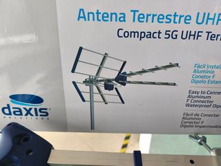 Antena Terrestre UHF Compact 5G Daxis