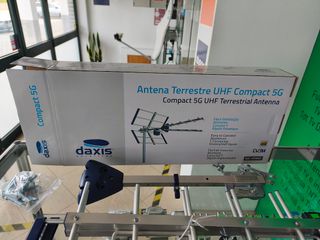 Antena Terrestre UHF Compact 5G Daxis